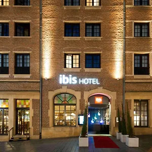 Ibis Off Grand'place מלון